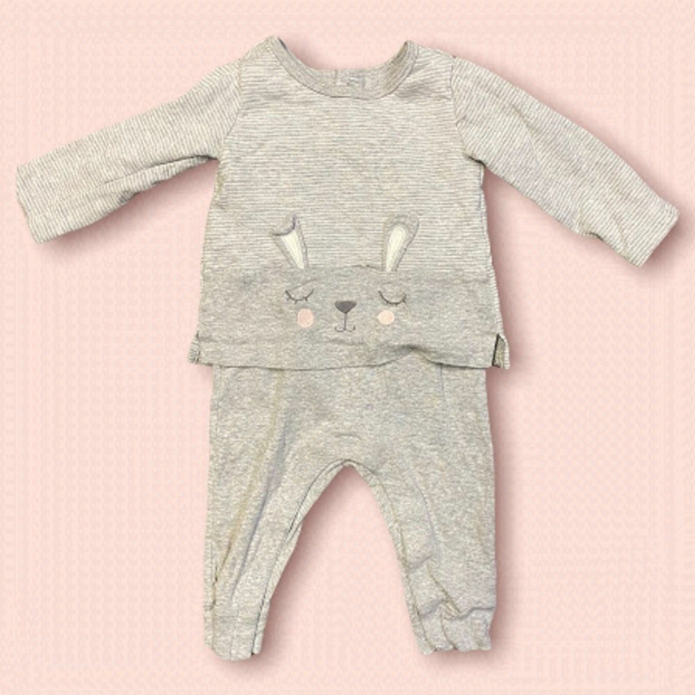 𝅺carter’s Bunny Mocked Layered Jump Suit Girls
